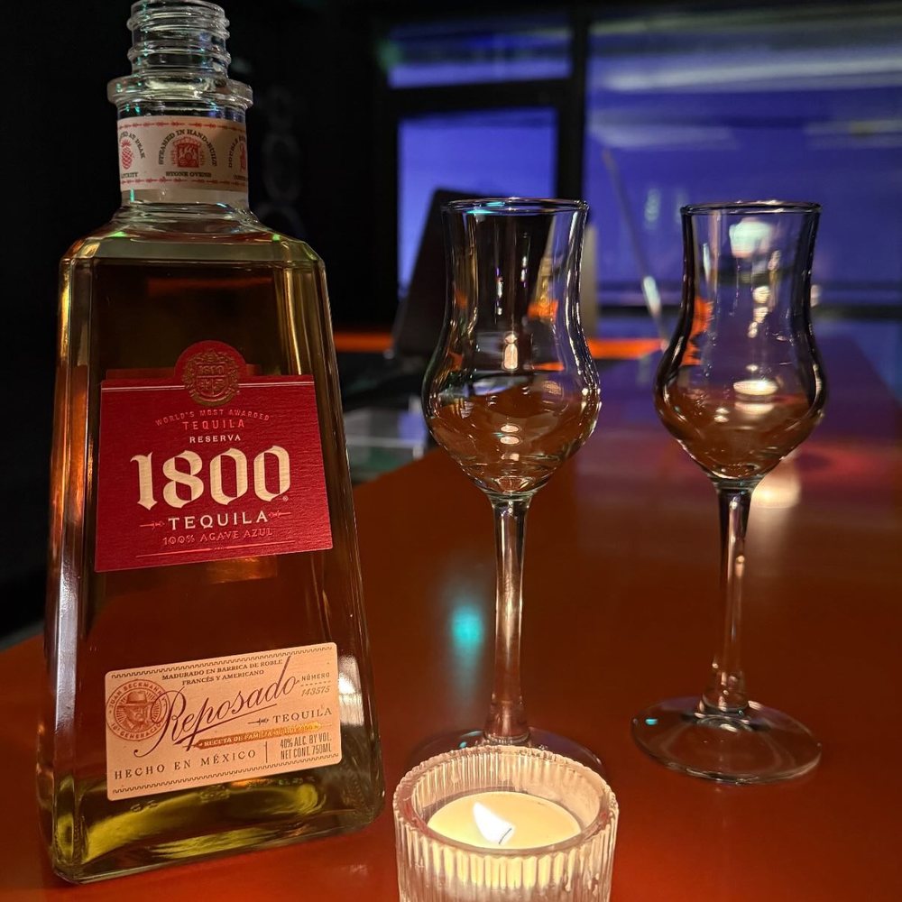 1800 Reposado in tasting glasses